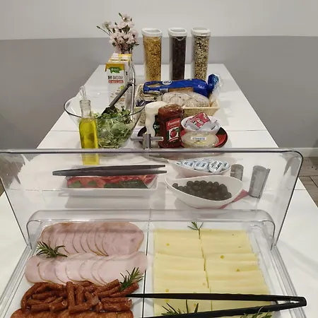 بيت شباب World - Old Town