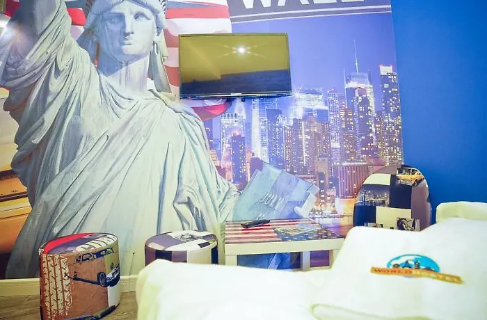 World - Old Town Ostello