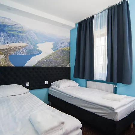 World - Old Town Albergue