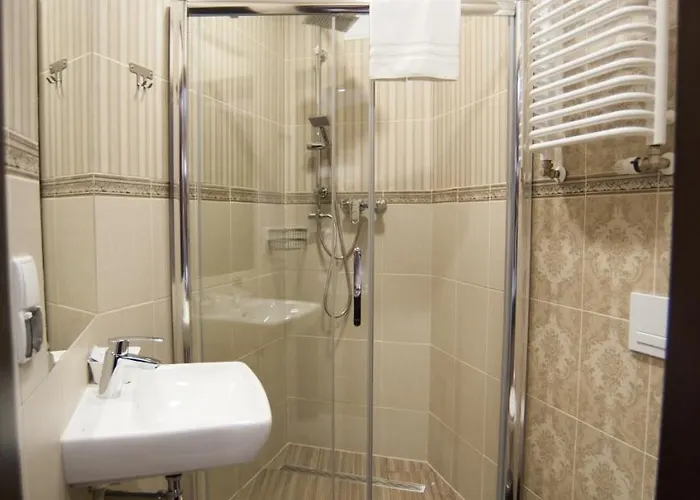 World - Old Town Hostel *